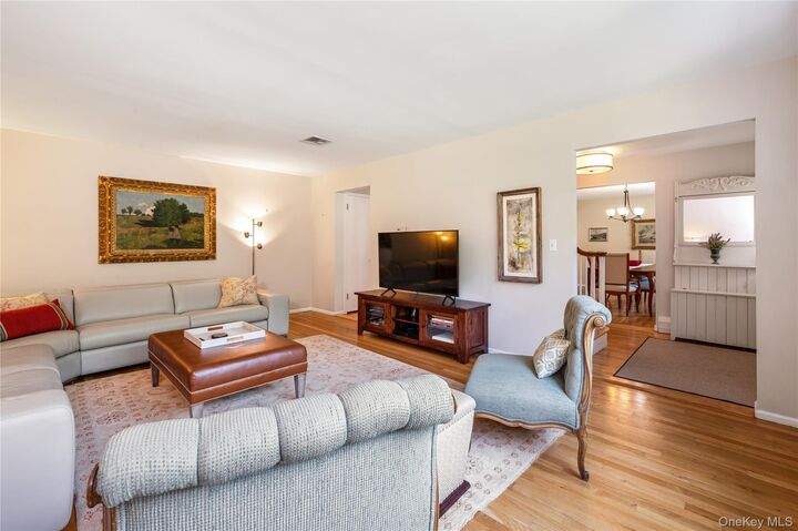 Property Photo:  36 W Gate Road  NY 10901 