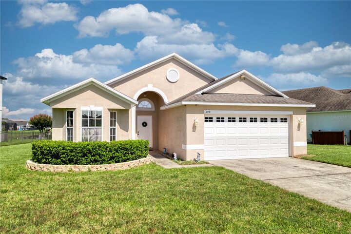Property Photo:  4791 Adair Oak Drive  FL 32829 
