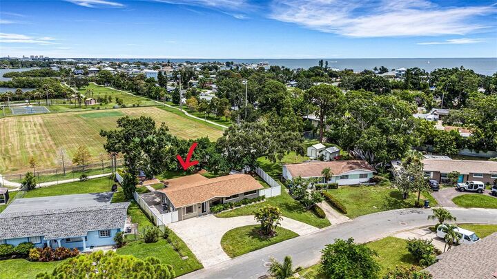 Property Photo:  381 Kingfish Drive SE  FL 33705 