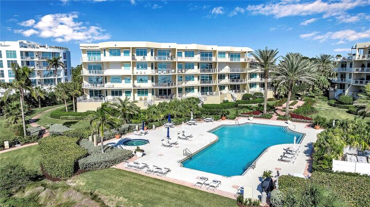 Property Photo: 2165 Gulf Of Mexico Drive 114 FL 34228