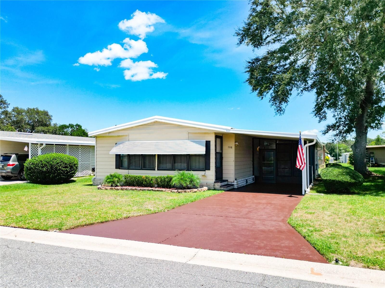 Property Photo:  708 Coachman Drive  FL 34748 