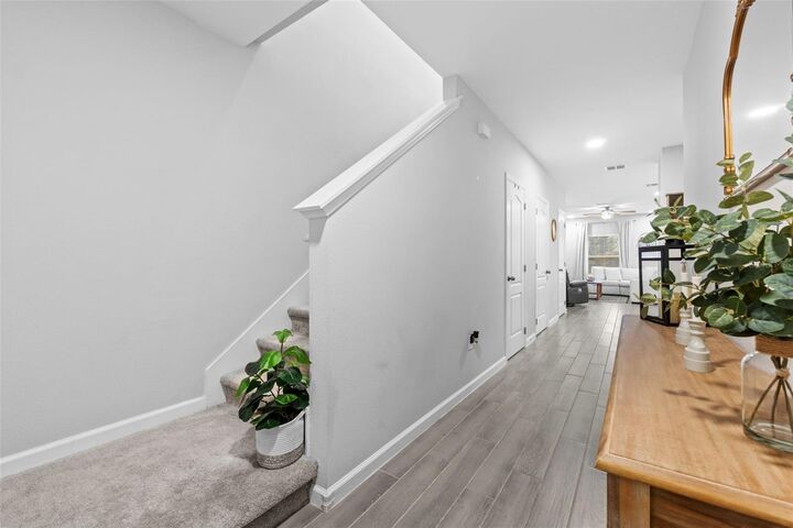 Property Photo:  3137 Riverboat Way  FL 32765 