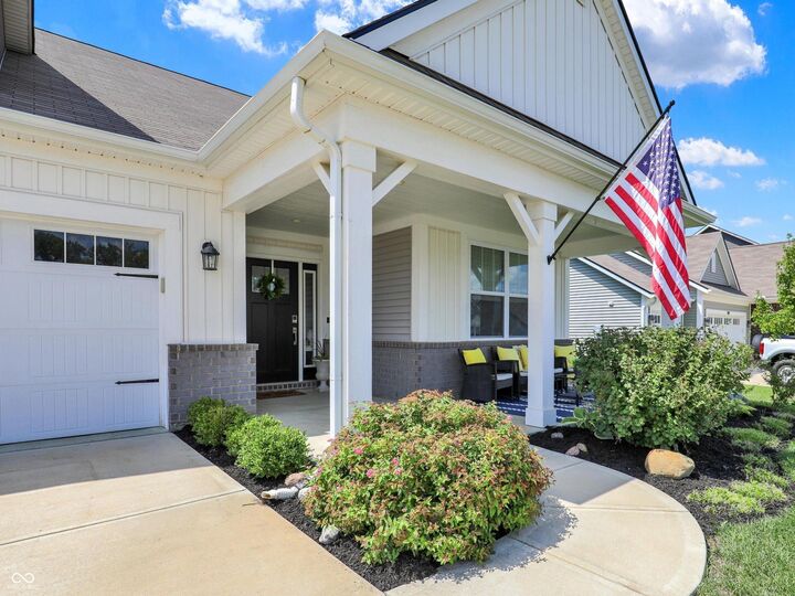 Property Photo:  286 Verdant Drive  IN 46034 