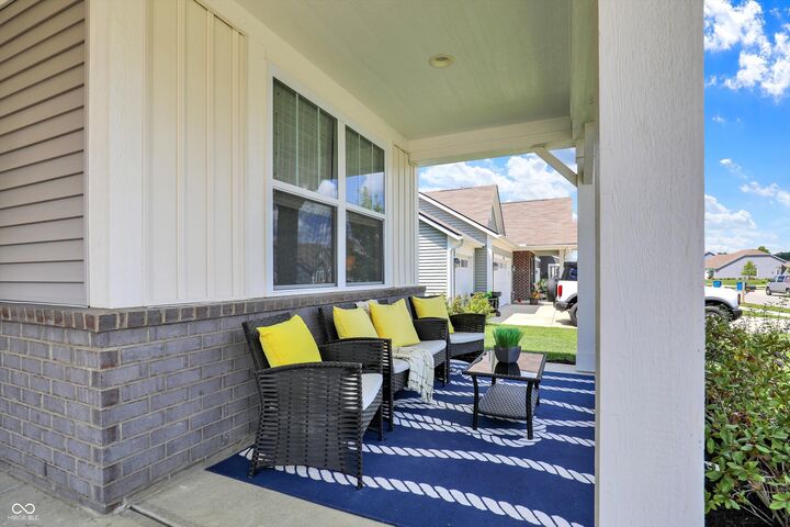 Property Photo:  286 Verdant Drive  IN 46034 