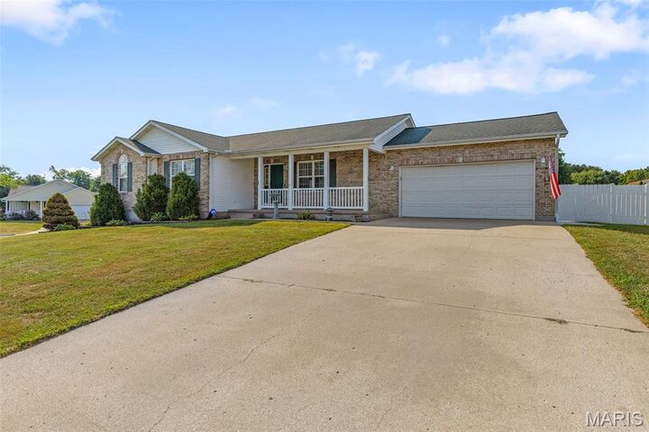 603 Log Cabin Lane  Farmington MO 63640 photo