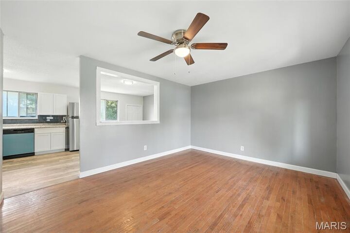 Property Photo: 5340 Gloucester Road MO 63049