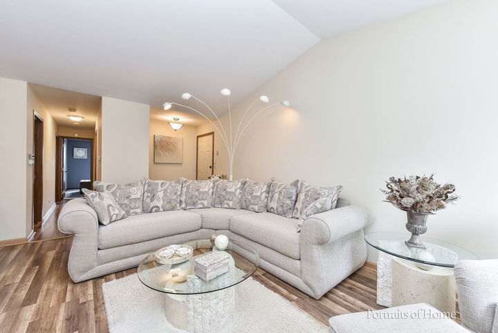 Property Photo:  2254 Petworth Court 202D  IL 60565 