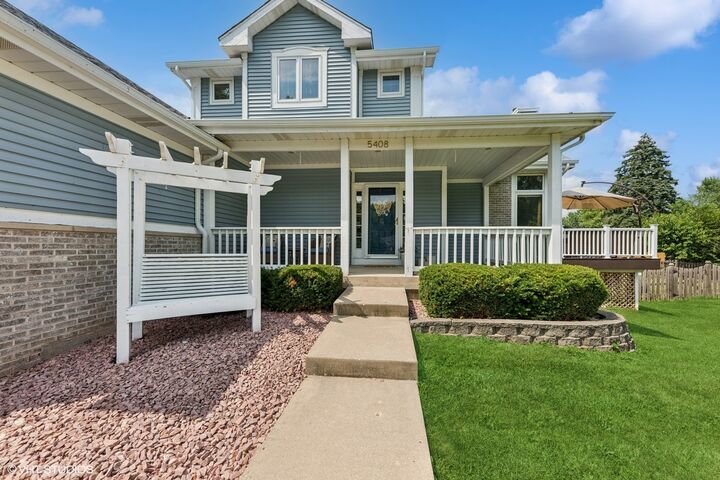 Property Photo: 5408 W Valley Drive IL 60071