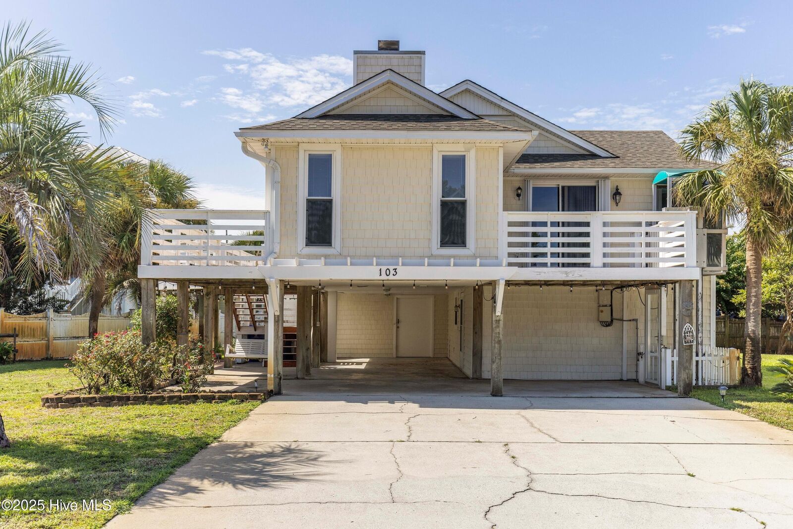 Property Photo:  103 Carolina Sands Drive  NC 28428 