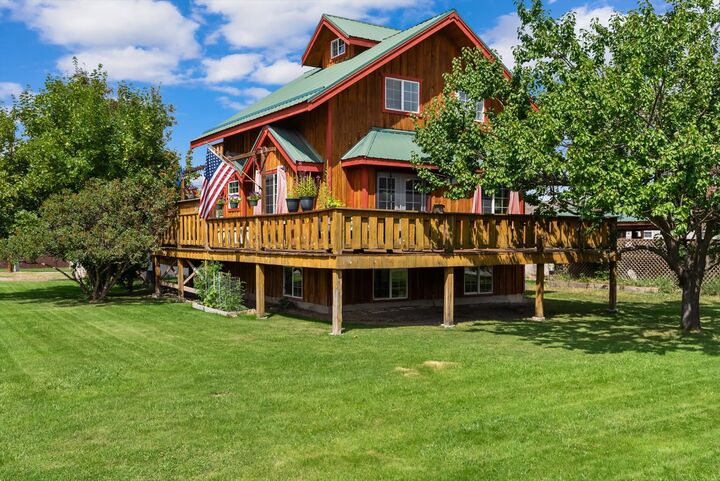 Property Photo:  501 1st Avenue  MT 59865 
