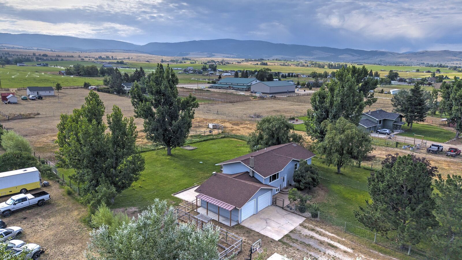 Property Photo:  1046 Lark View Lane  MT 59870 