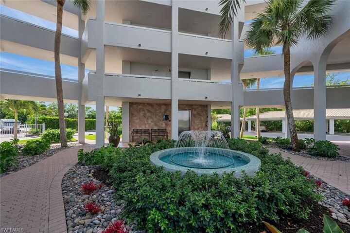 Property Photo: 12945 Vanderbilt Dr 304 FL 34110
