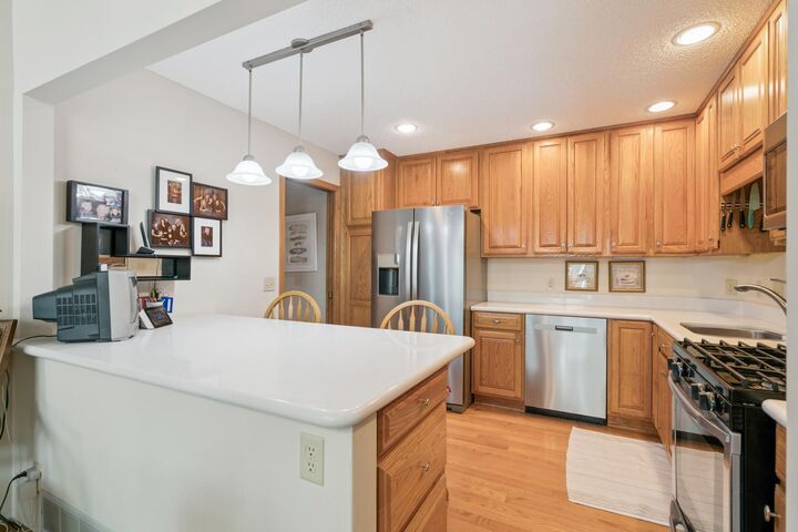 Property Photo: 5923 Abbott Court MN 55343