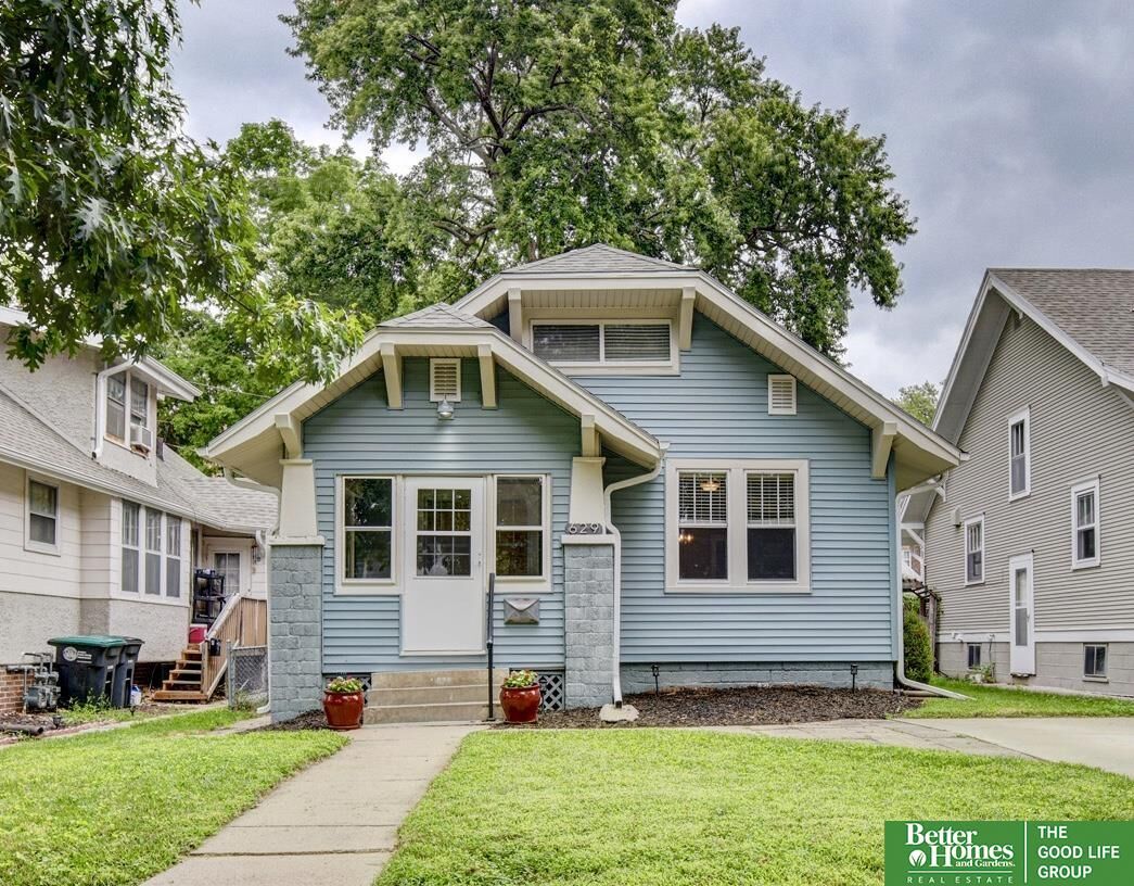 Property Photo:  629 N 42nd Street  NE 68131 