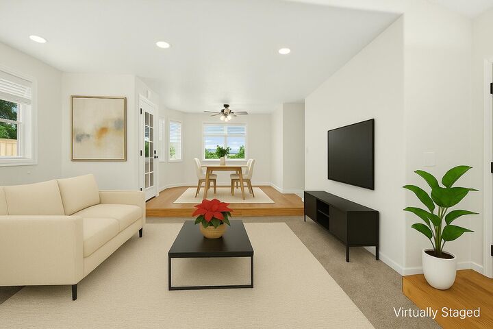 Property Photo: 1346 Sunny Slope Drive OR 97527