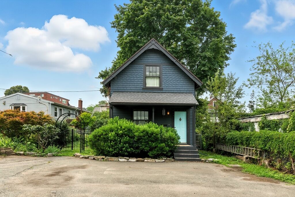 Property Photo:  186 Washington St  MA 02135 