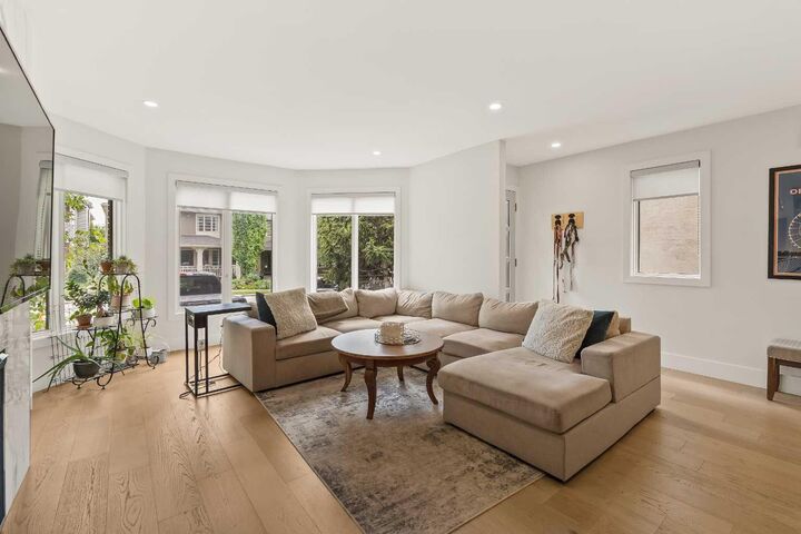Property Photo:  3609 3 Street SW  AB T2S 1V6 