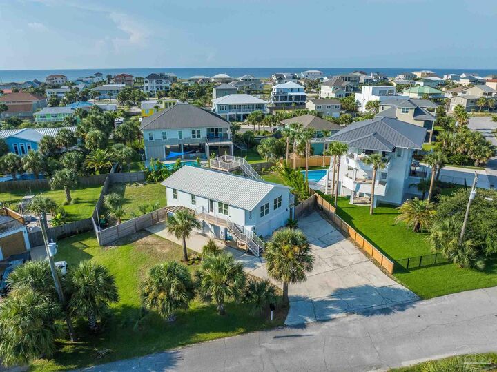 800 Largo Dr  Pensacola Beach FL 32561 photo