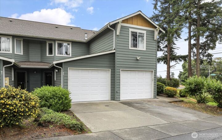 915 SW Kimball Drive B3  Oak Harbor WA 98277 photo
