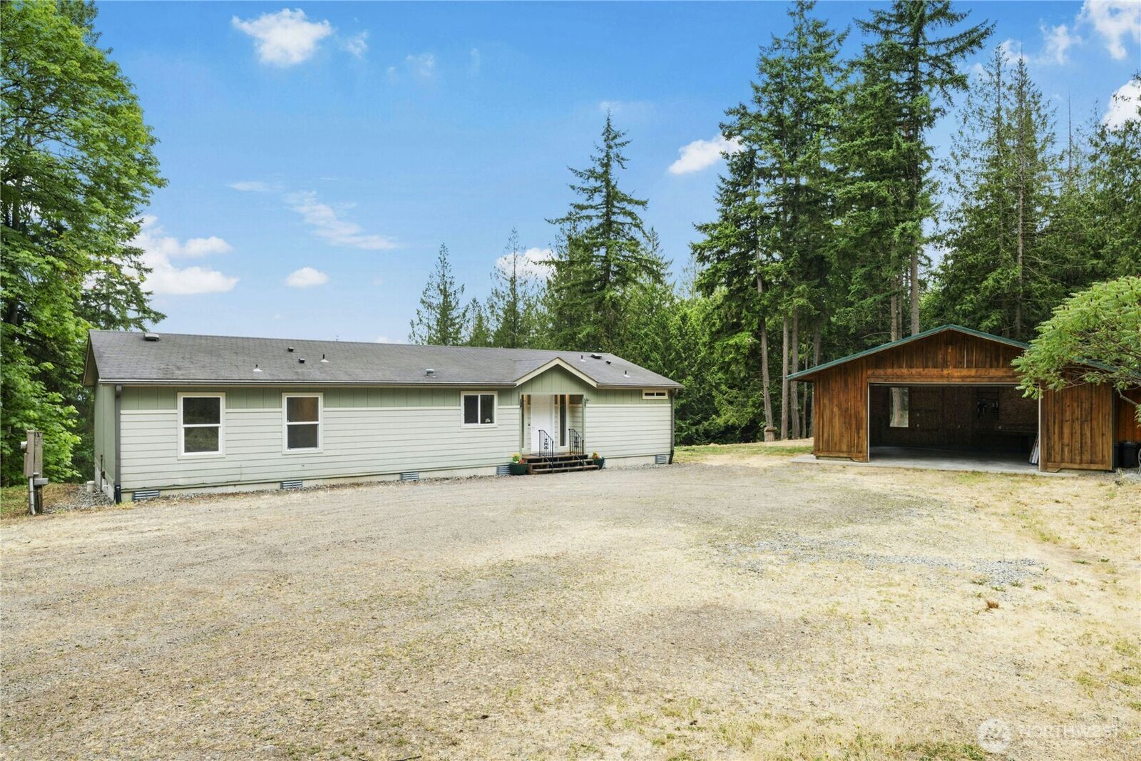 Property Photo:  20616  223rd Street SE  WA 98272 