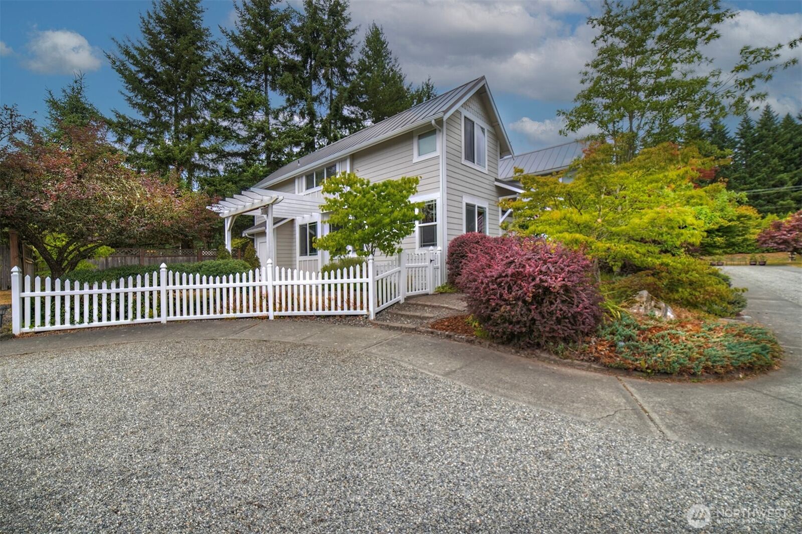 Property Photo: 1505 NE Mesford Road WA 98370