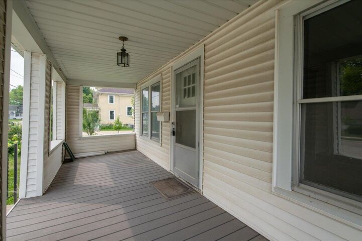 Property Photo: 1423 Wisconsin Street WI 54901