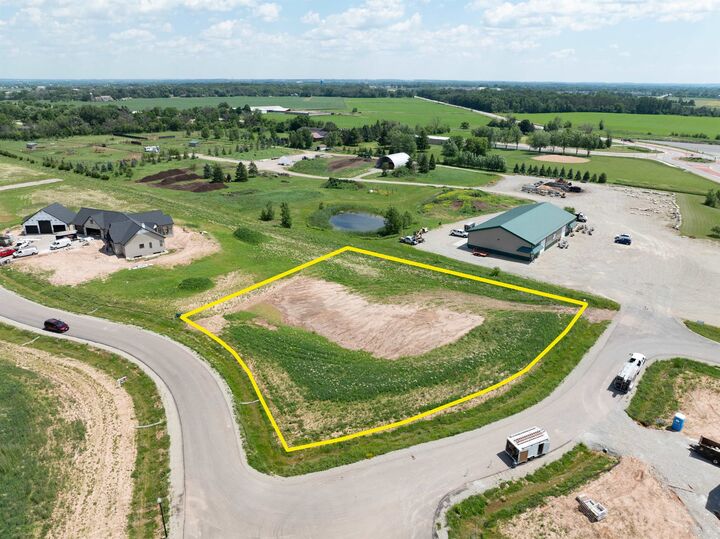 Property Photo:  Oak Creek Court 16  WI 54130 