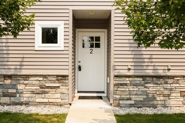 Property Photo: 1143 E Eighth Street MI 49696
