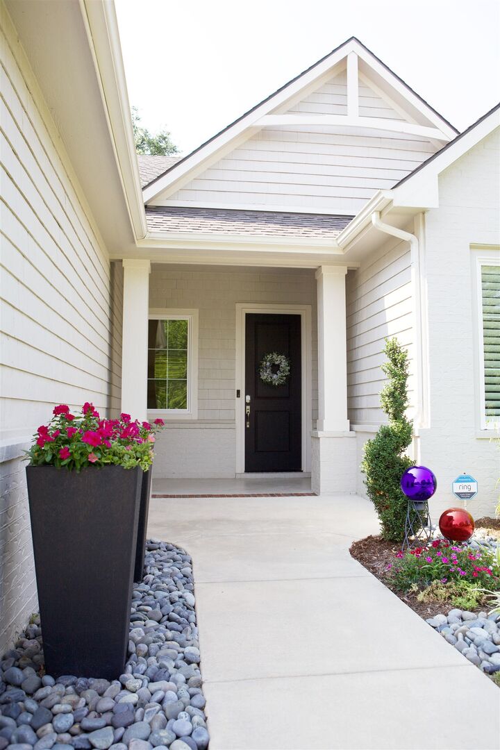 Property Photo: 409 N Jackson Heights St KS 67206