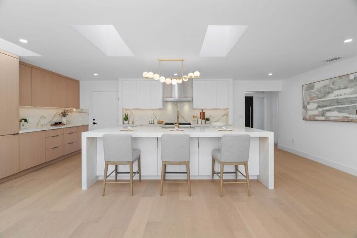 Property Photo: 1158 Lockhaven Way CA 95129