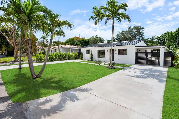6224 SW 25th St  Miami FL 33155 photo