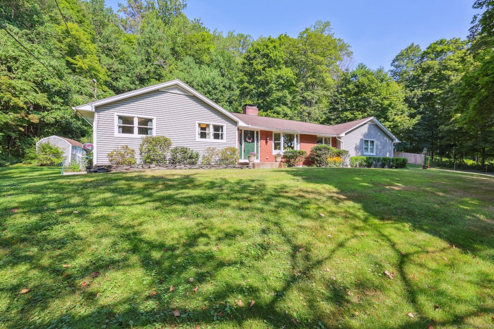 Property Photo: 187 Oregon Road CT 06451