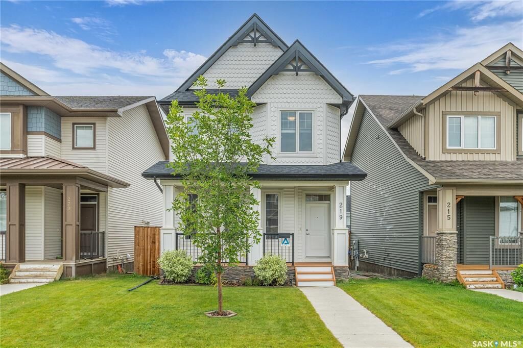 Property Photo:  219 Newton Link  SK S7V 0N6 