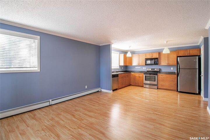Property Photo:  521 18th Street W 203  SK S7M 1C8 