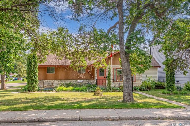 923 Osborne Street  Saskatoon SK S7K 0Y6 photo