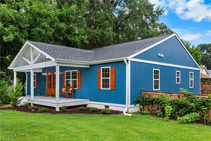 Property Photo:  901 Askew Street  NC 27215 