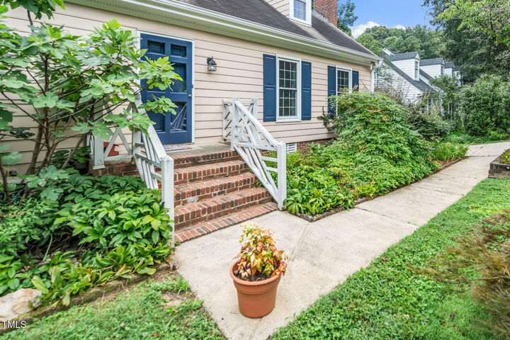 Property Photo:  102 Joel Court  NC 27513 