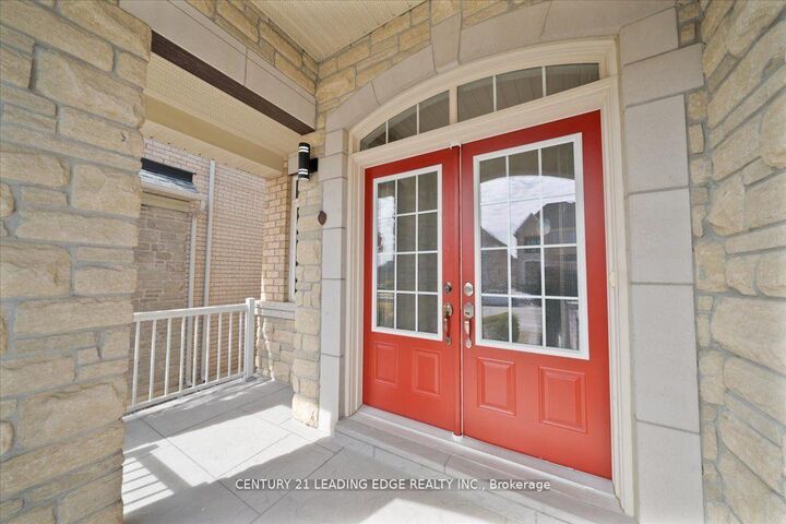 Photo de la propriété: 324 Chatfield Drive S ON L4L 1A6