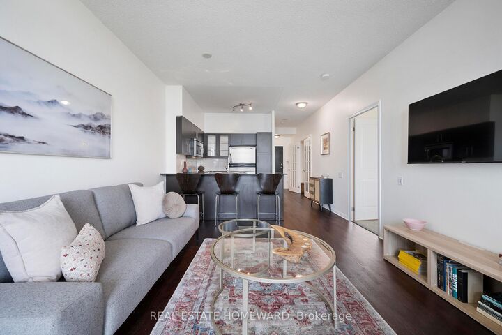 Property Photo: 15 Windermere Avenue 2107 ON M6S 5A2