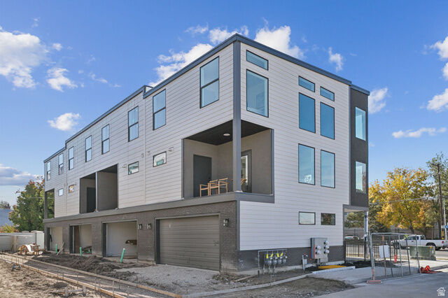Property Photo: 316 E Jessica View Ln S 8 UT 84115