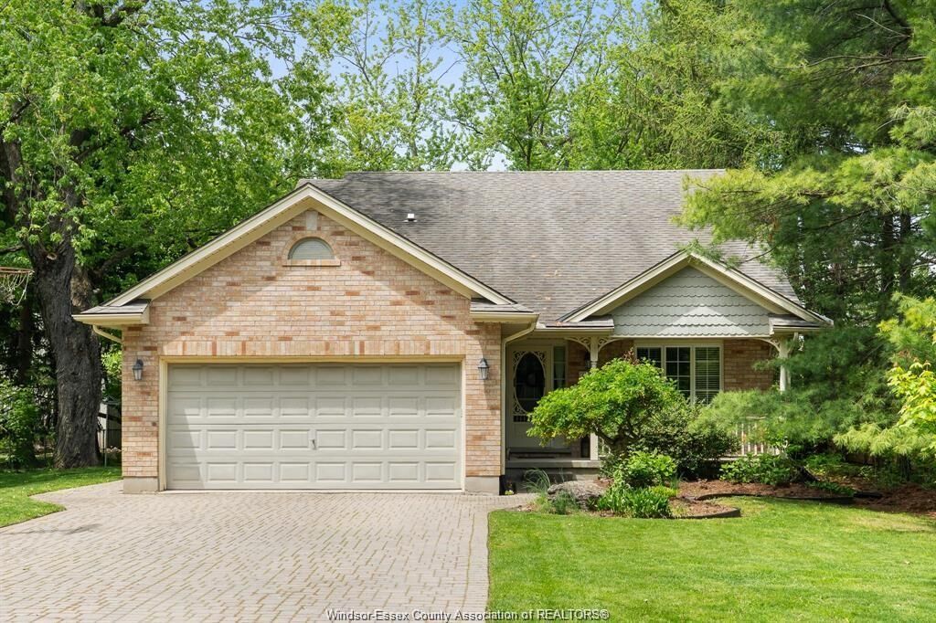 Property Photo: 149 Ontario ON N0L 1R0