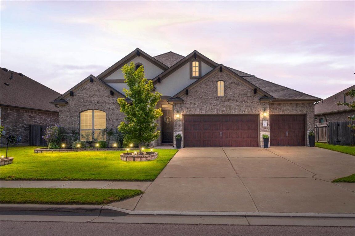 Property Photo: 3302 Vaquero Lane TX 78641