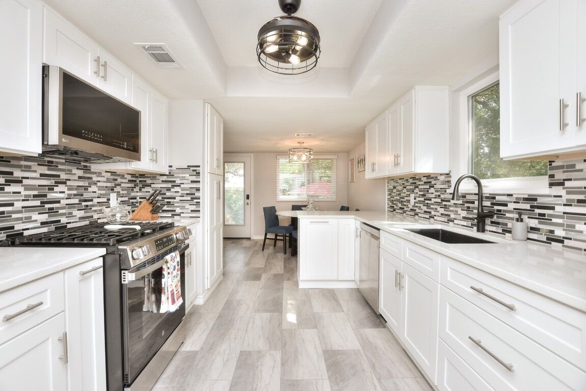 Property Photo:  613 Forest Trail  TX 78613 