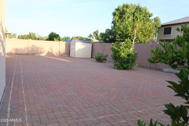 Property Photo: 5375 W Kaler Circle AZ 85301