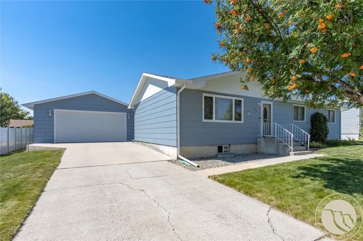 1036 9th Avenue  Laurel MT 59044 photo