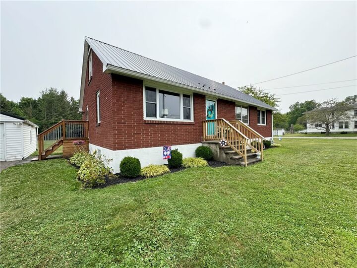 Property Photo:  1257 Pennsylvania Avenue  NY 14871 