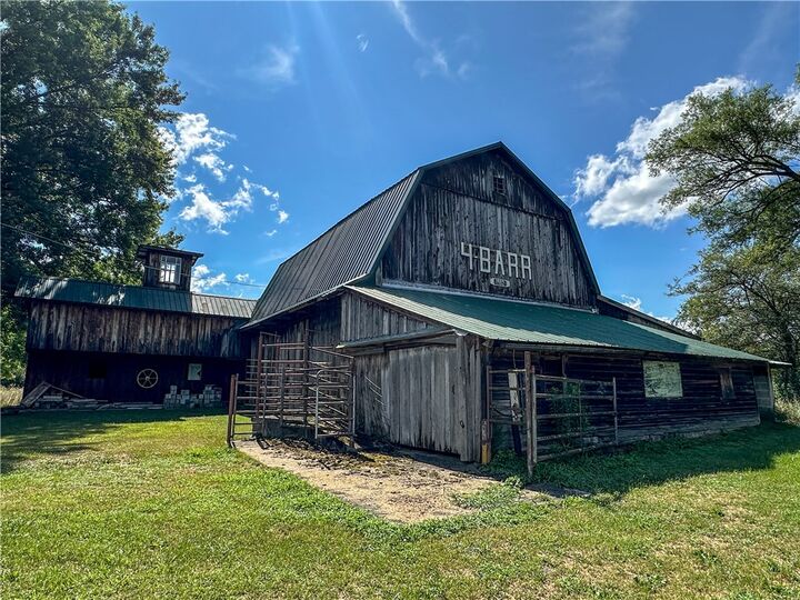 Property Photo:  281 County Route 32  NY 14807 