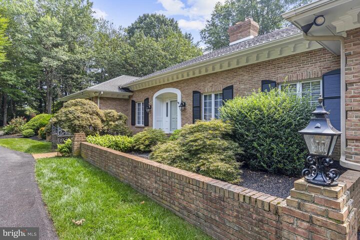 Property Photo: 1 Ridge Run Road PA 19317