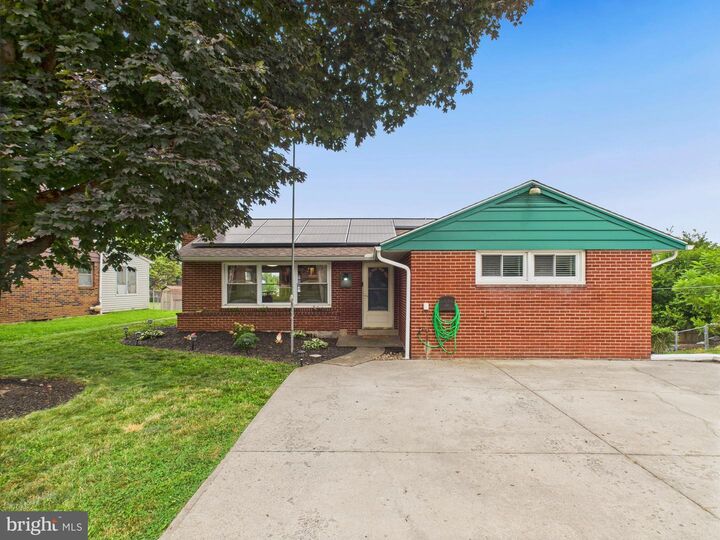 603 Evergreen Road  New Cumberland PA 17070 photo