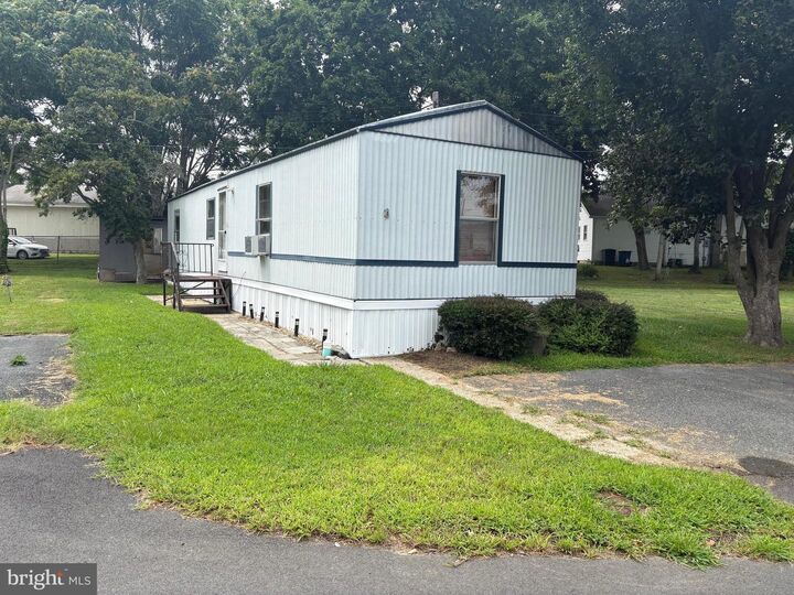 34720 Cooper Circle 48979  Lewes DE 19958 photo